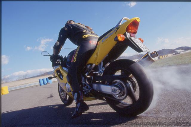 cbr_09.jpg